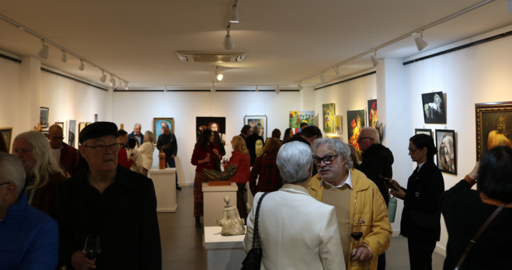 Exposição Coletiva 10 Anos do Cultura Acic é aberta à visitação