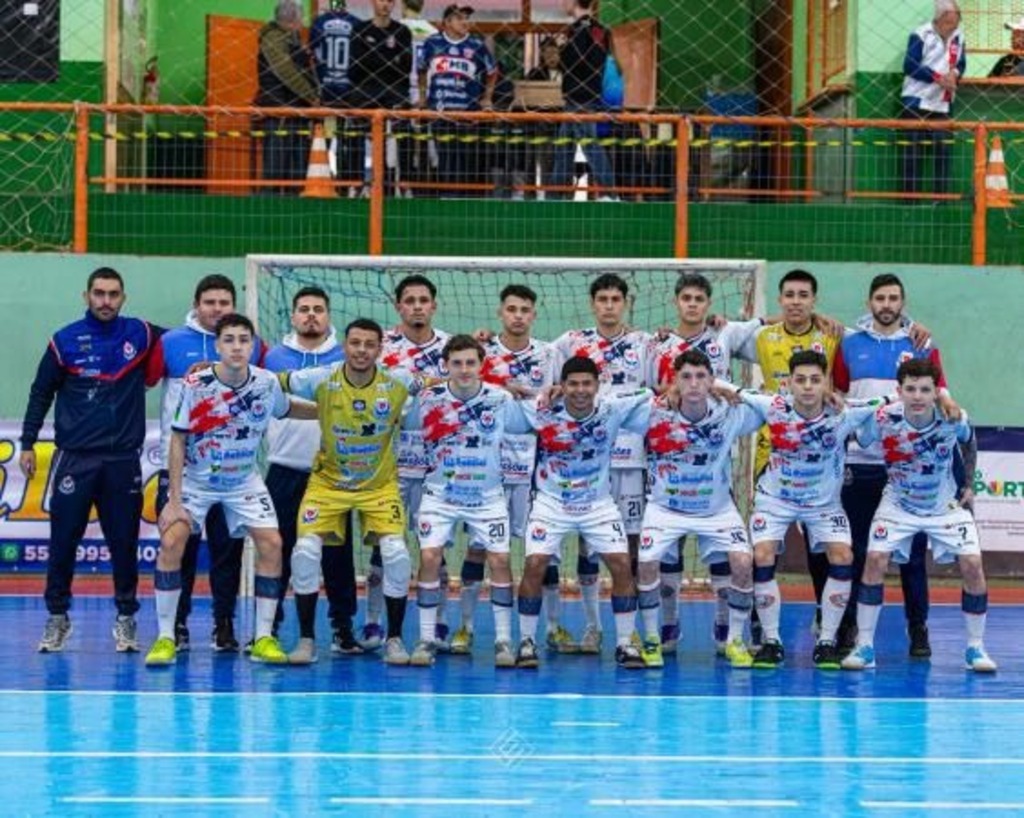 AEU sub-20 conquista vitória fundamental e segue forte em busca da classificação