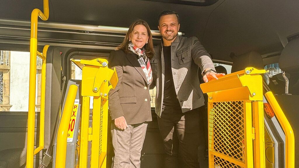 Lages recebe van adquirida destinada a transportar atletas