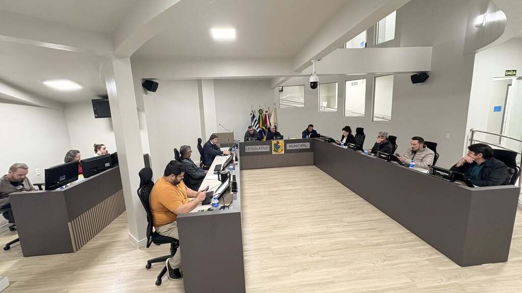 Moções aprovadas reconhecem instituição local e critica decisão do STF