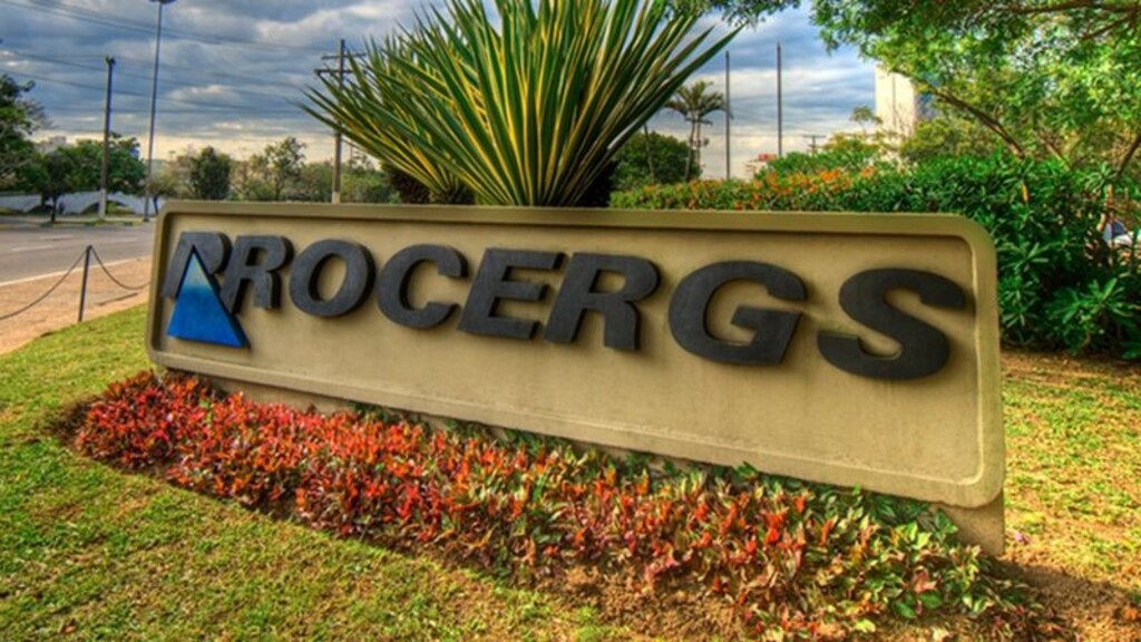 Concurso com salários de até R$ 13 mil tem inscrições até dia 30