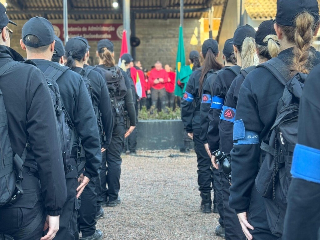 Curso de formação de policiais penais capacita mais de 900 alunos em Santa Catarina
