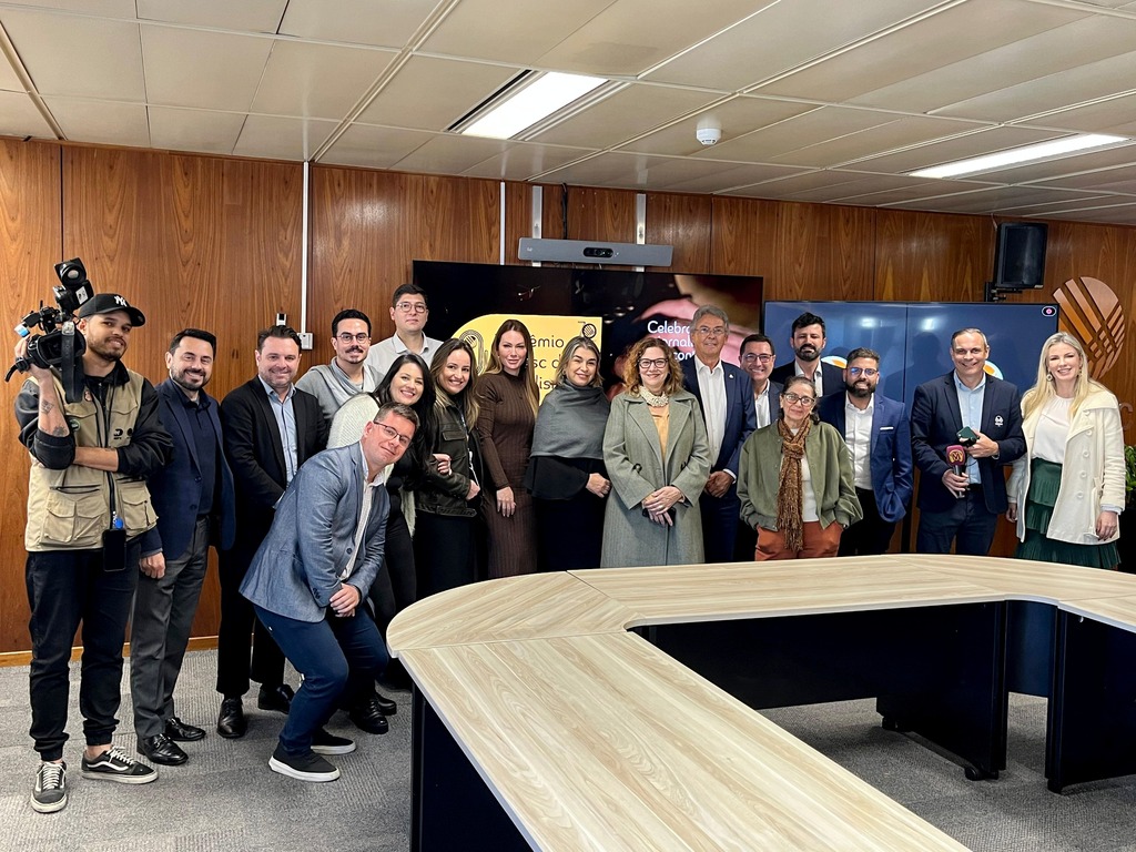 Celesc lança 1º Prêmio de Jornalismo com apoio de entidades do setor em SC