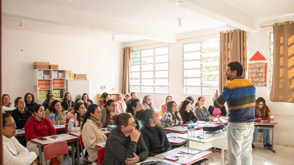 Garopaba promove semana de formação para profissionais da rede municipal de ensino