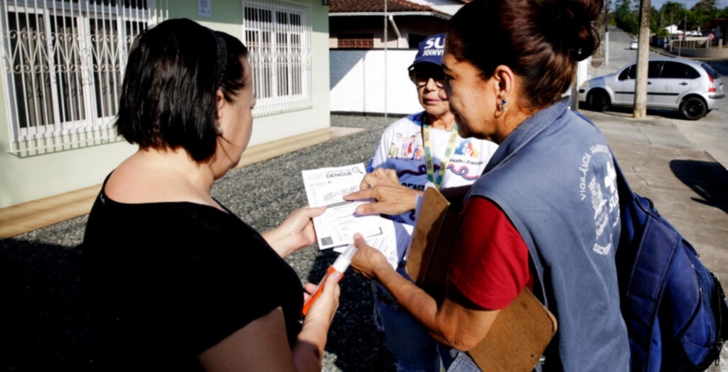 Prefeitura de Joinville realiza mutirão contra a dengue no bairro Nova Brasília
