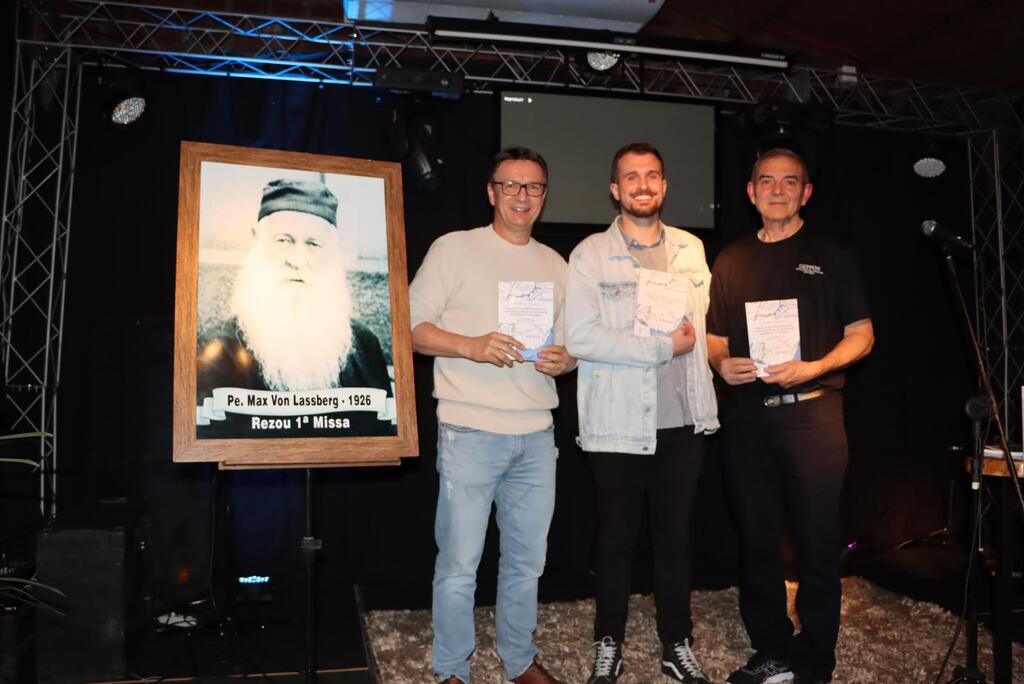Lançamento de obra sobre Padre Max von Lassberg e colonização alemã
