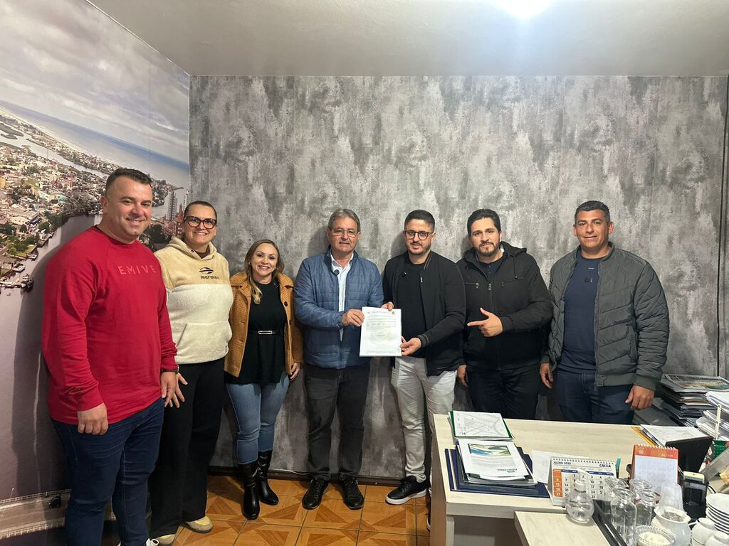 PASSO DE TORRES APROVA PROJETOS DE VALORIZAÇÃO DOS SERVIDORES PÚBLICOS EFETIVOS