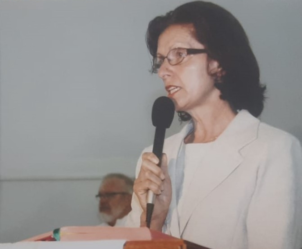 Dona Terezinha Potrikus da Silva e lembranças de Margareth Maria Tomasi Rocha (2006)