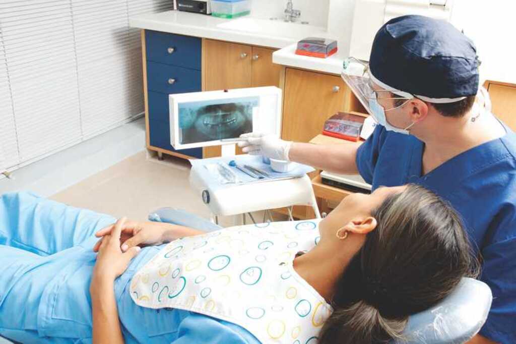 Apiúna amplia serviços com novo Programa de Próteses Dentárias