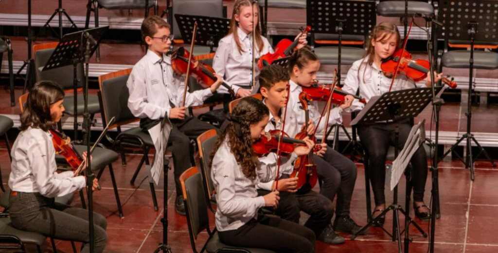 Festival de Dança, feiras e apresentações musicais movimentam o cenário cultural de Joinville