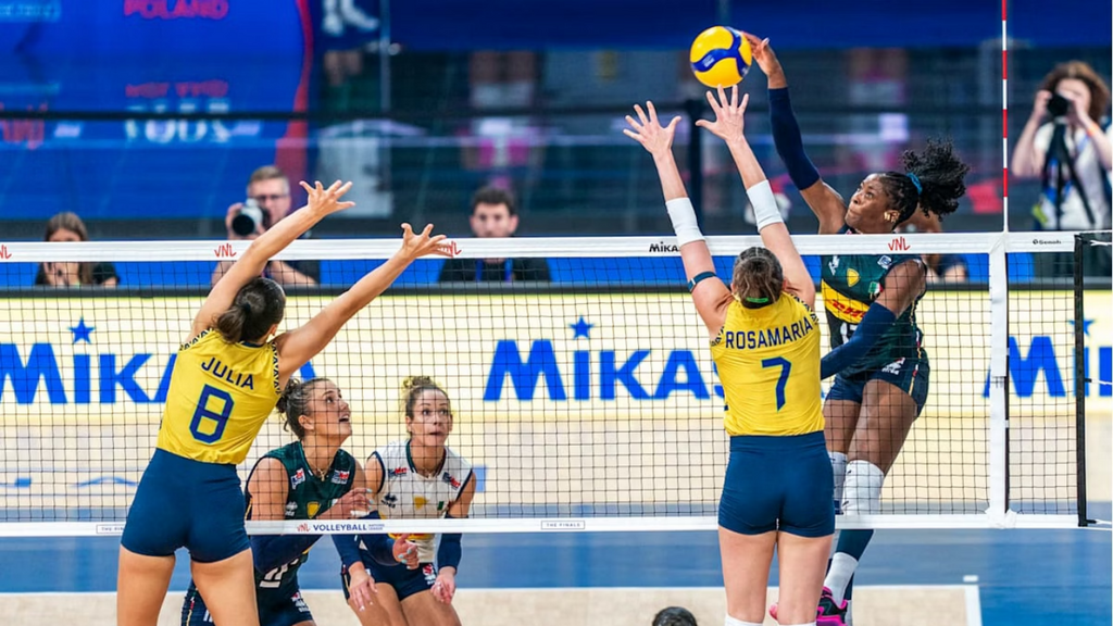 Brasil luta, mas Itália conquista bicampeonato da Liga das Nações de Vôlei