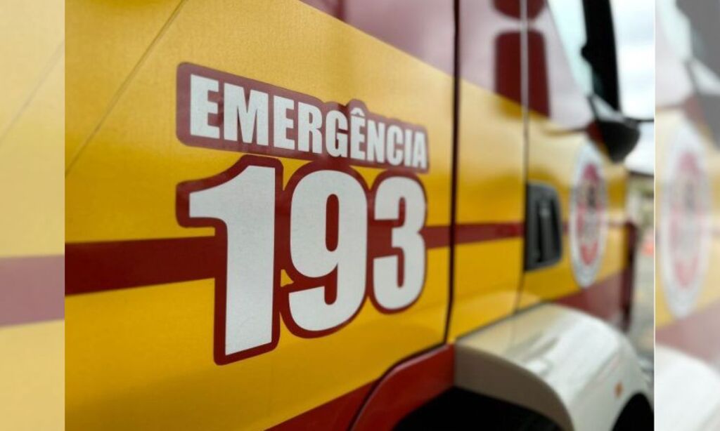 Três idosos ficam feridos após capotamento na BR-470 em Pouso Redondo