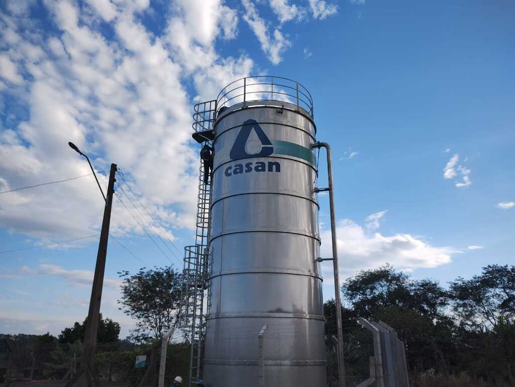 CASAN instala novo reservatório em Descanso