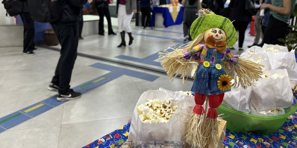 Alunos retornam às aulas presenciais na Esucri com recepção em clima de festa julina