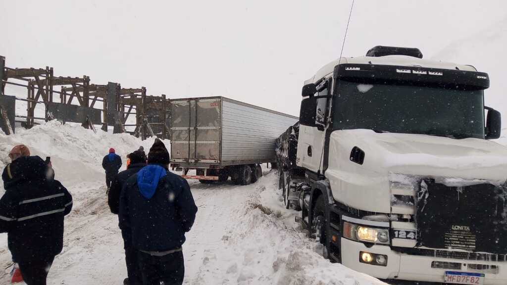 Motorista de Uruguaiana sofre acidente nas Cordilheiras dos Andes
