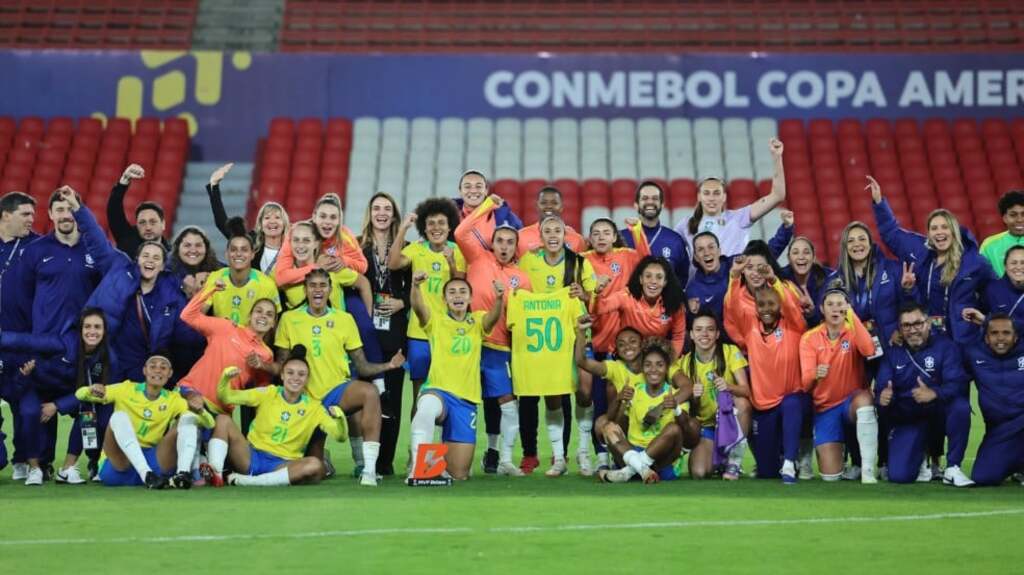 Goleada põe seleção feminina na final da Copa América e na Olimpíada