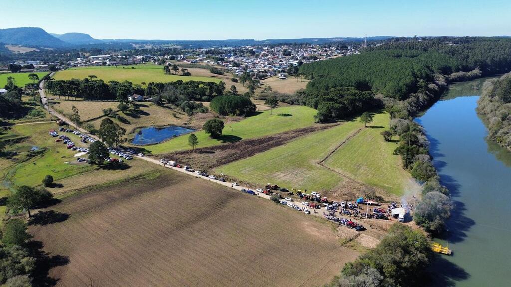 População pedirá ponte para o governador