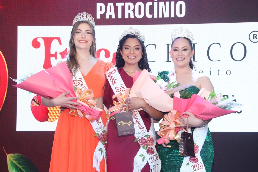 Natália Henrique Esteves é eleita Rainha da 25ª Festa Nacional da Maçã