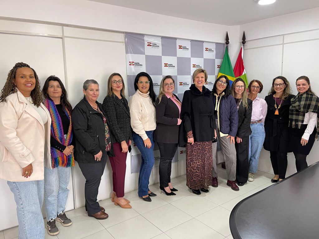 Santa Catarina inicia o Agosto Lilás com elaboração do Plano Estadual de Políticas Públicas para as Mulheres