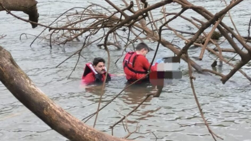 Foto: CBMSC, Divulgação - Homem morre afogado após entrar em rio e desaparecer