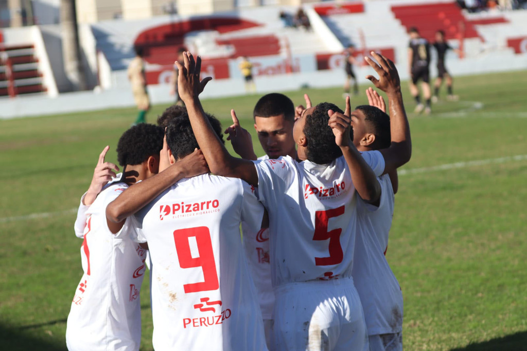 Guarany Sub-17 vence e entra na zona de classificação