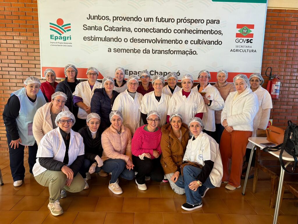 Merendeiras de Pinhalzinho recebem capacitação sobre alimentação infantil sem adição de açúcar