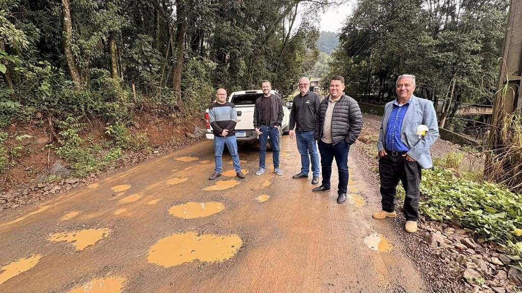 Capinzal: Obra na Estrada da Linha Residência Avança com Ajustes Técnicos Finais
