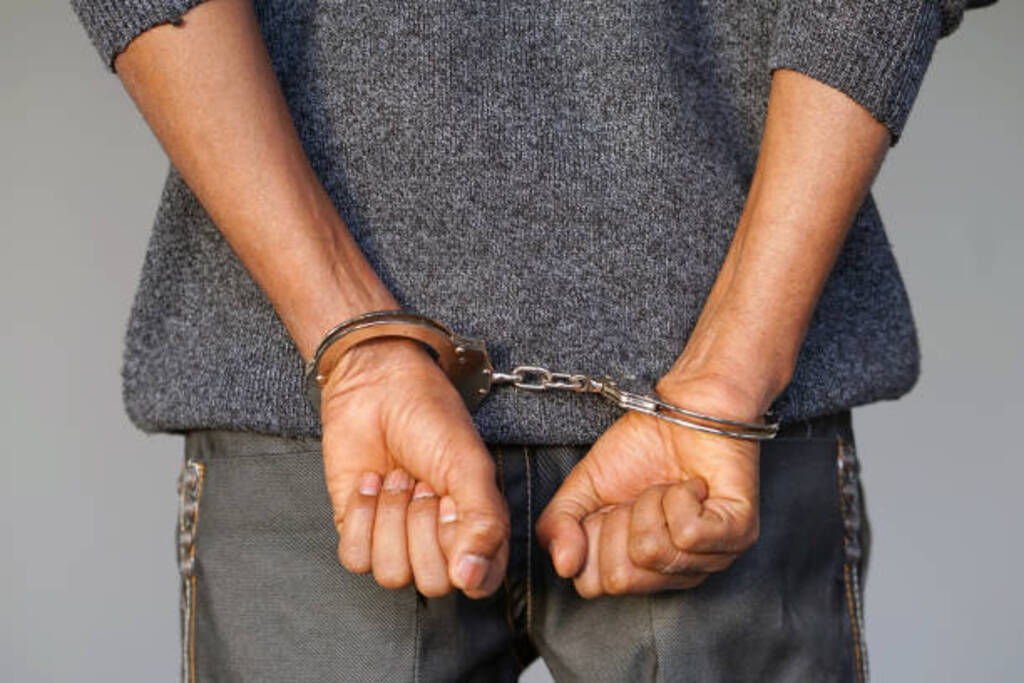 Homem é preso por agredir ex-companheira