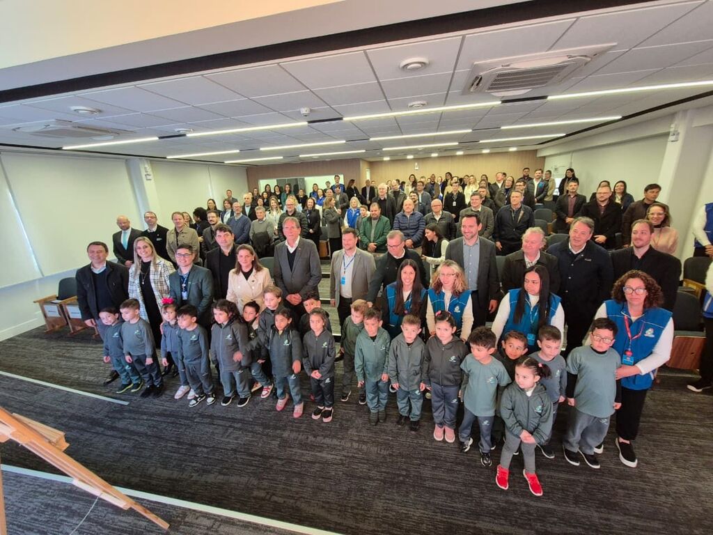   FIESC inaugura novo prédio da Escola SESI de Referência em Lages