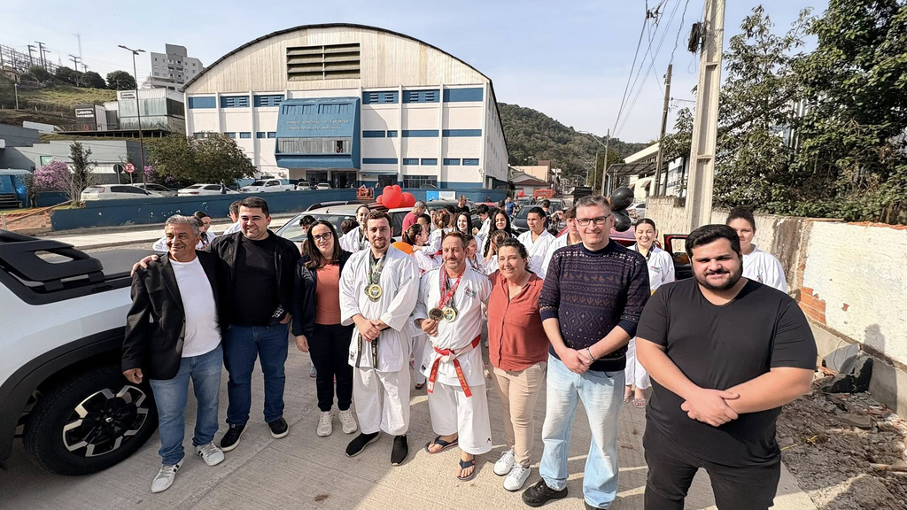 Carreata do Karatê da FME de Capinzal é Vice-Campeão nos Joguinhos Abertos de Santa Catarina