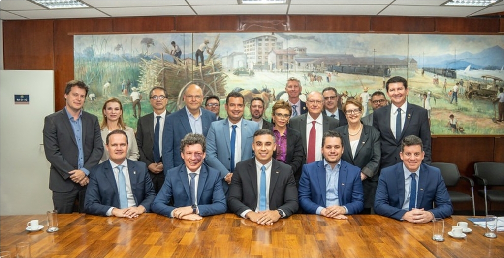 Joinville articula medidas para proteger indústria local de tarifas impostas pelos EUA