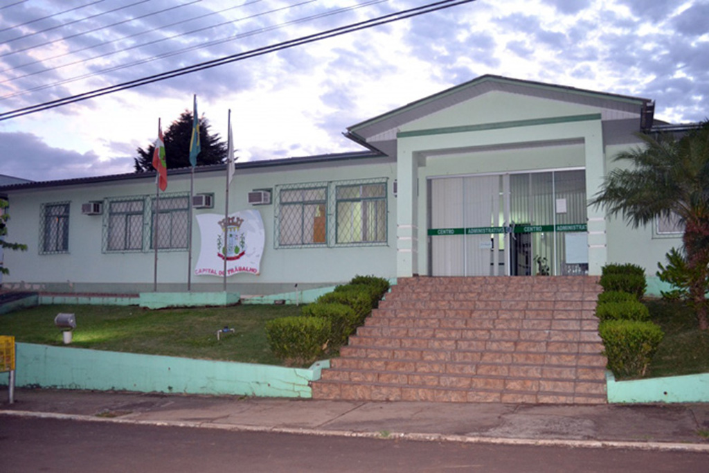Prefeitura de Tunápolis emite alerta sobre golpe envolvendo número do prefeito