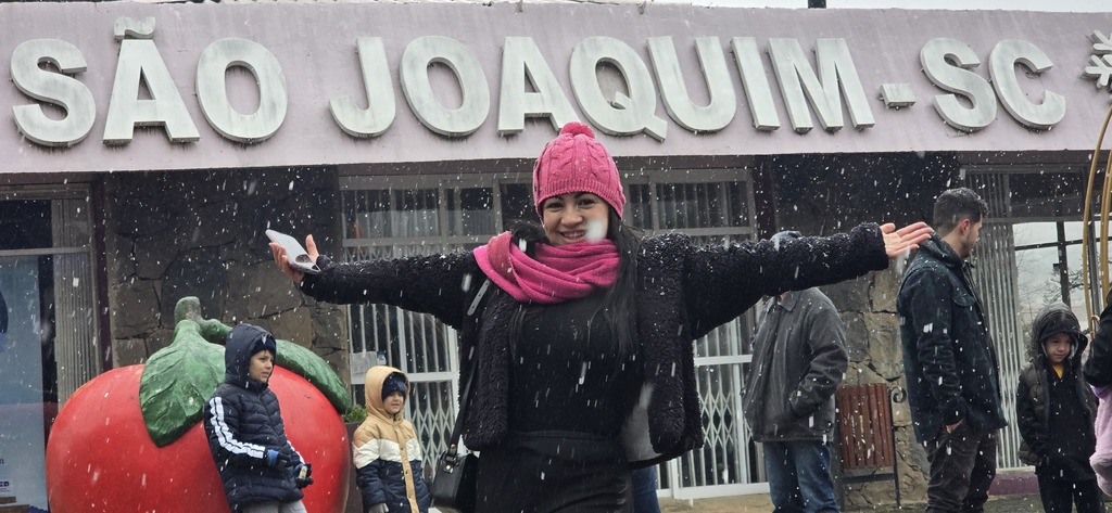 São Joaquim registra a primeira neve de agosto e a terceira do ano