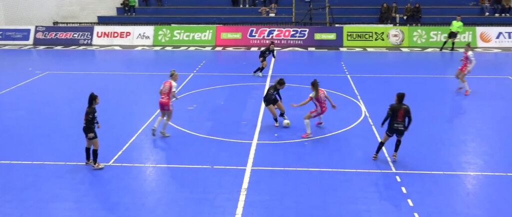 Leoas empata com Unidep e fecha primeira fase da Liga Feminina de Futsal em 3º lugar