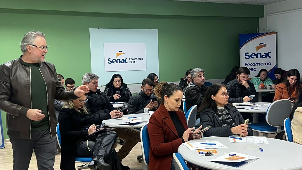 Empreendedores iniciam formação pelo Lucra Mais em Lages e Curitibanos