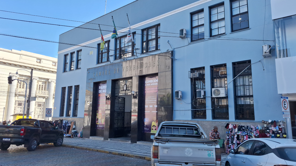 Executivo protocola projeto de lei que institui projeto “Bagé por Elas”