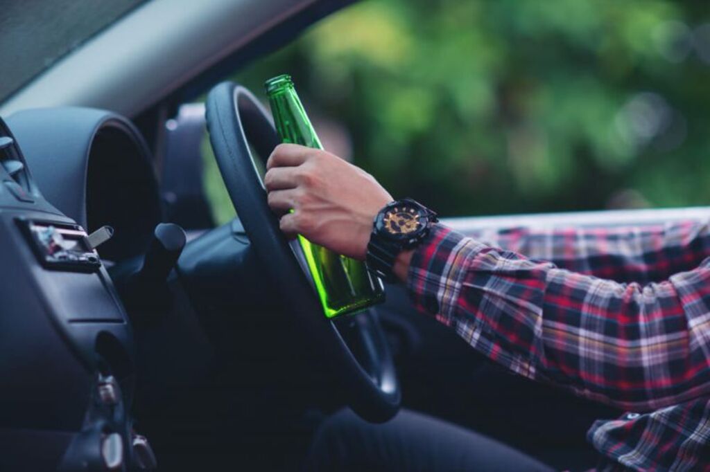 Motorista embriagado que matou três pessoas na BR-470 é indiciado por homicídio qualificado