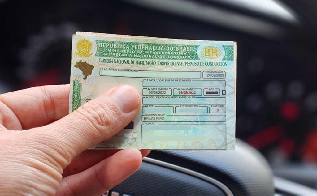 Nova lei garante CNH gratuita para condutores de baixa renda