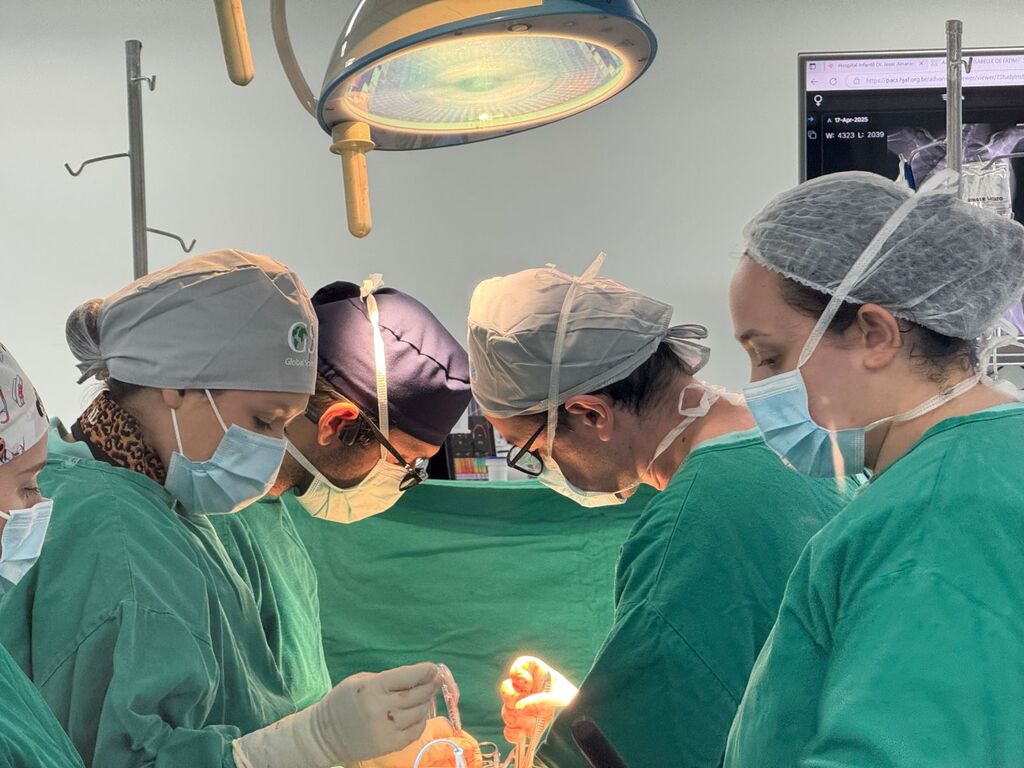 Hospital Infantil de Joinville avança no tratamento da escoliose
