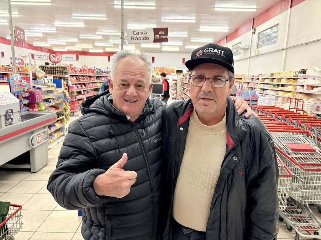 Encontro de Velhos Amigos no Dorini Supermercado