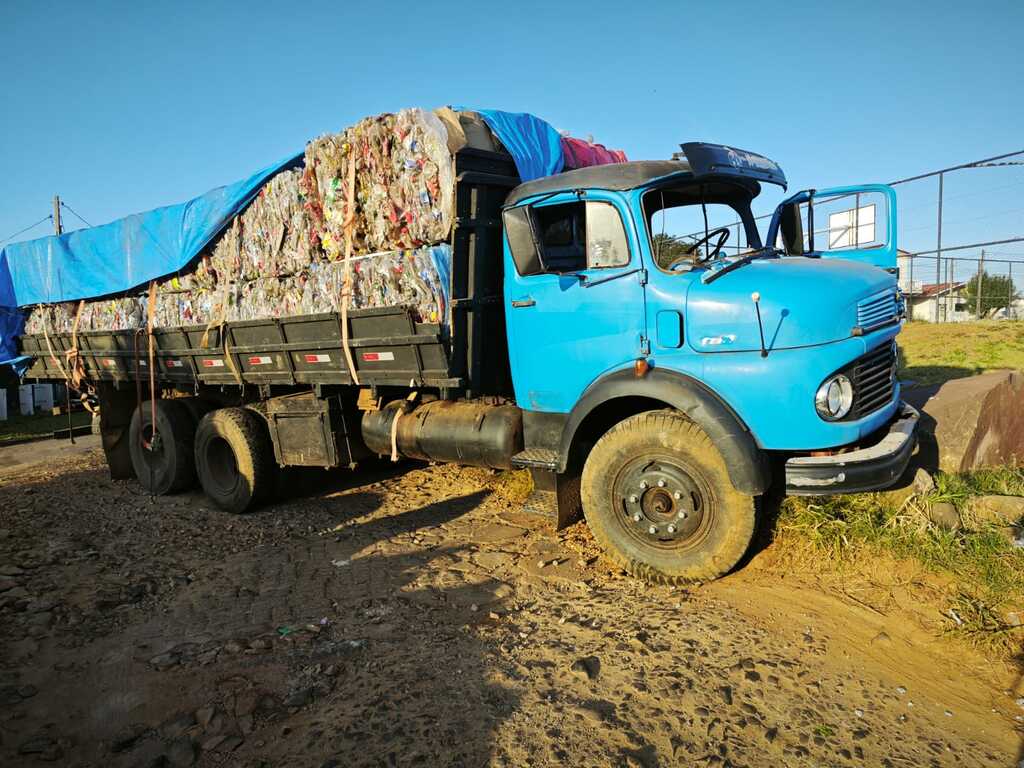 PM registra ocorrência de contrabando e direção perigosa