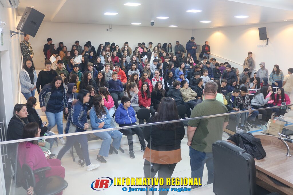PROCURADORIA DA MULHER NA CÂMARA DE SÃO JOÃO DO SUL REALIZA PALESTRA MUSICAL EM ALUSÃO AO AGOSTO LILAS