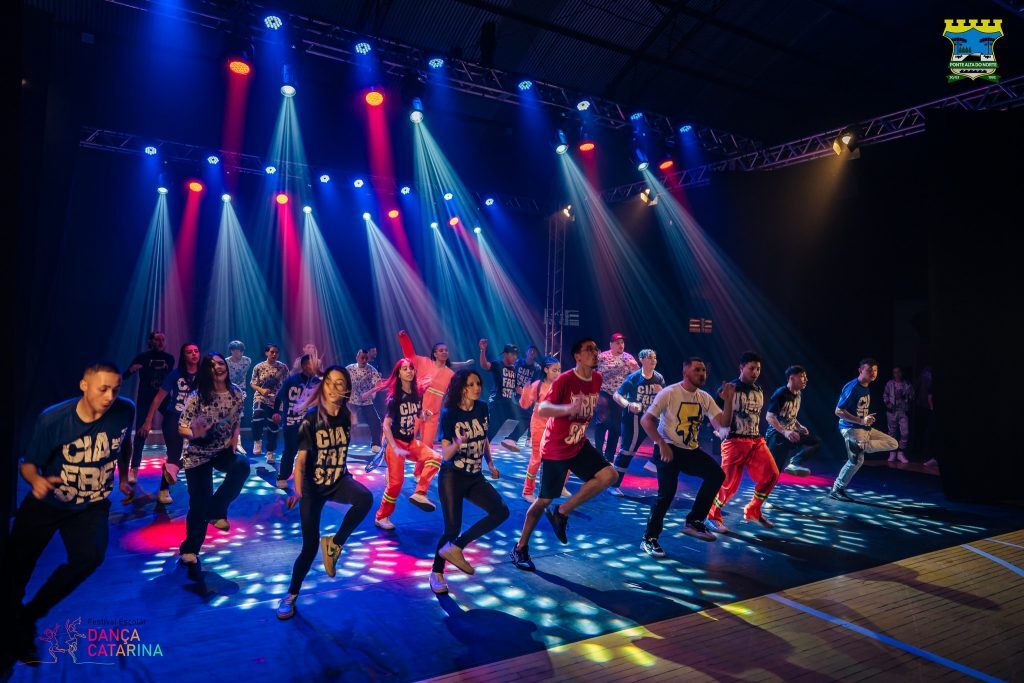 Festival Dança Catarina acontece em Modelo nesta quinta-feira