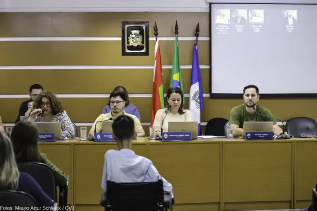 Comissão de Urbanismo aprova atualização da lei das calçadas em Joinville