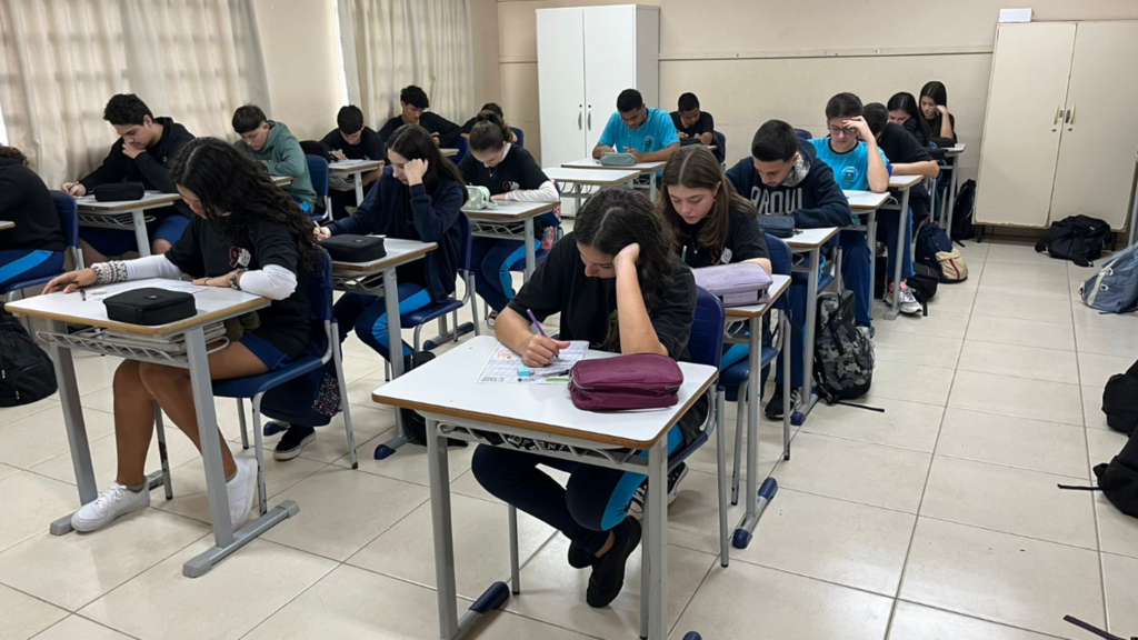 Mais de 680 estudantes fumacenses participam da 1ª fase do Prêmio Acic de Matemática