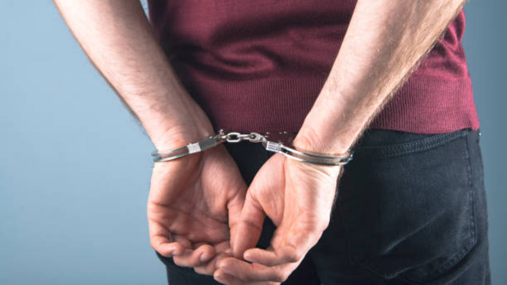Imagem iStock - Polícia Militar prende dois homens por tráfico de drogas em SC