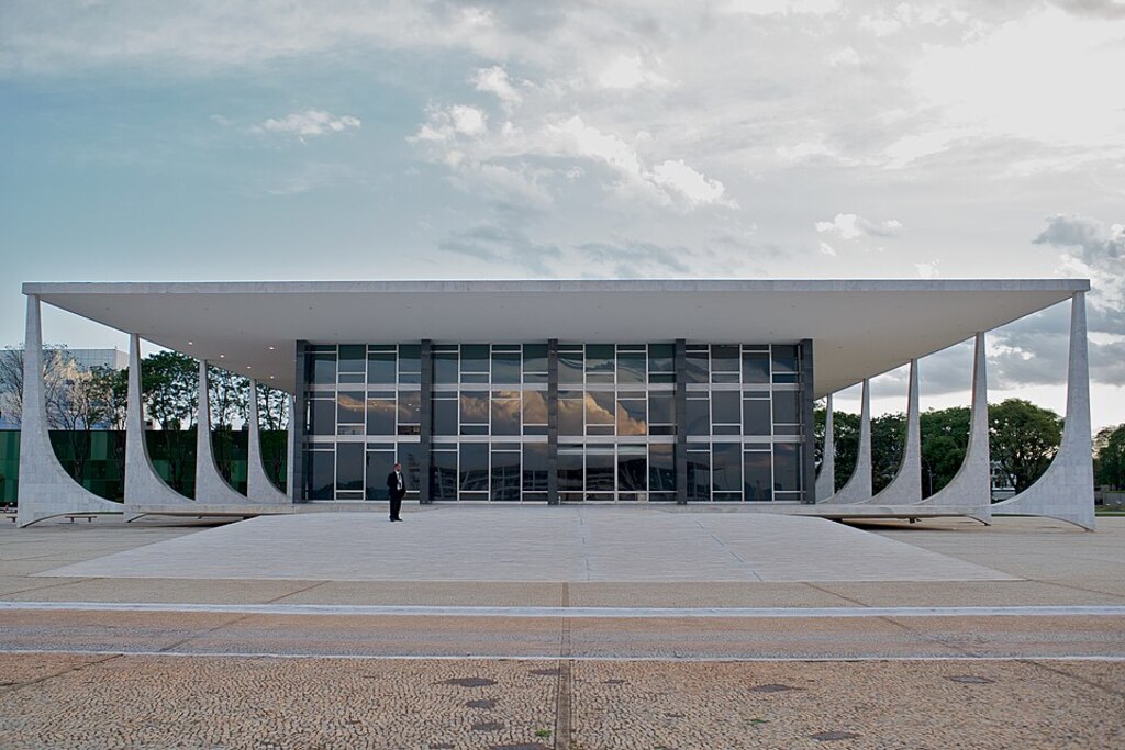 Planalto convoca Meta, Google e TikTok para discutir regulação das plataformas