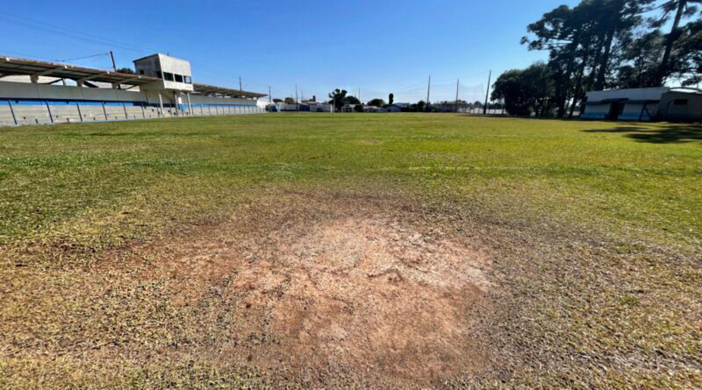 Estádio do Pinheirão passará por melhorias no gramado e ficará fechado até 30 de setembro