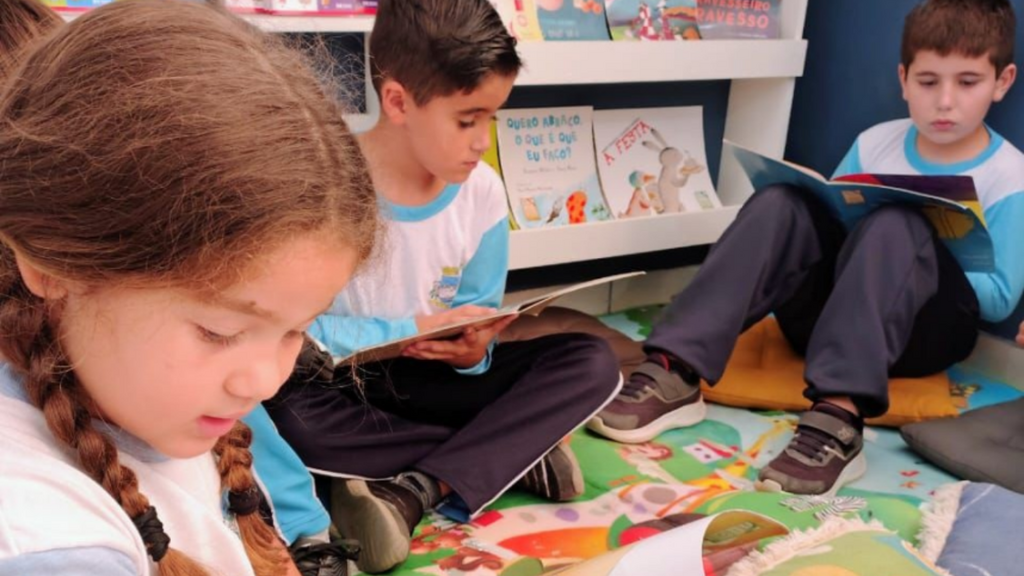 Escola Municipal de Imbituba é finalista do Prêmio Lume: Escola Referência 2025