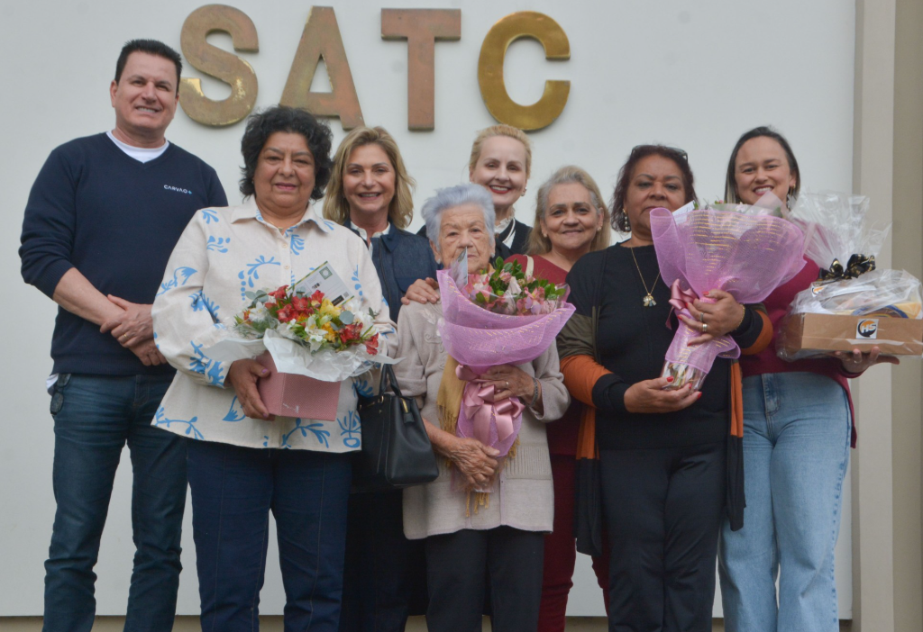 Siecesc promove café com Escolhedeiras de Carvão